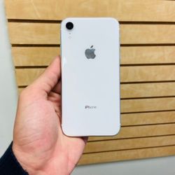 Unlocked iPhone Xr 64Gb Like New Condition