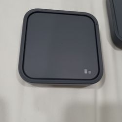 Samsung wireless charger EP P2400 fast charging pad