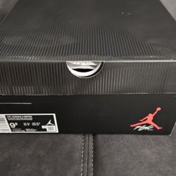 Rare Air Jordan 4 9.5 $250