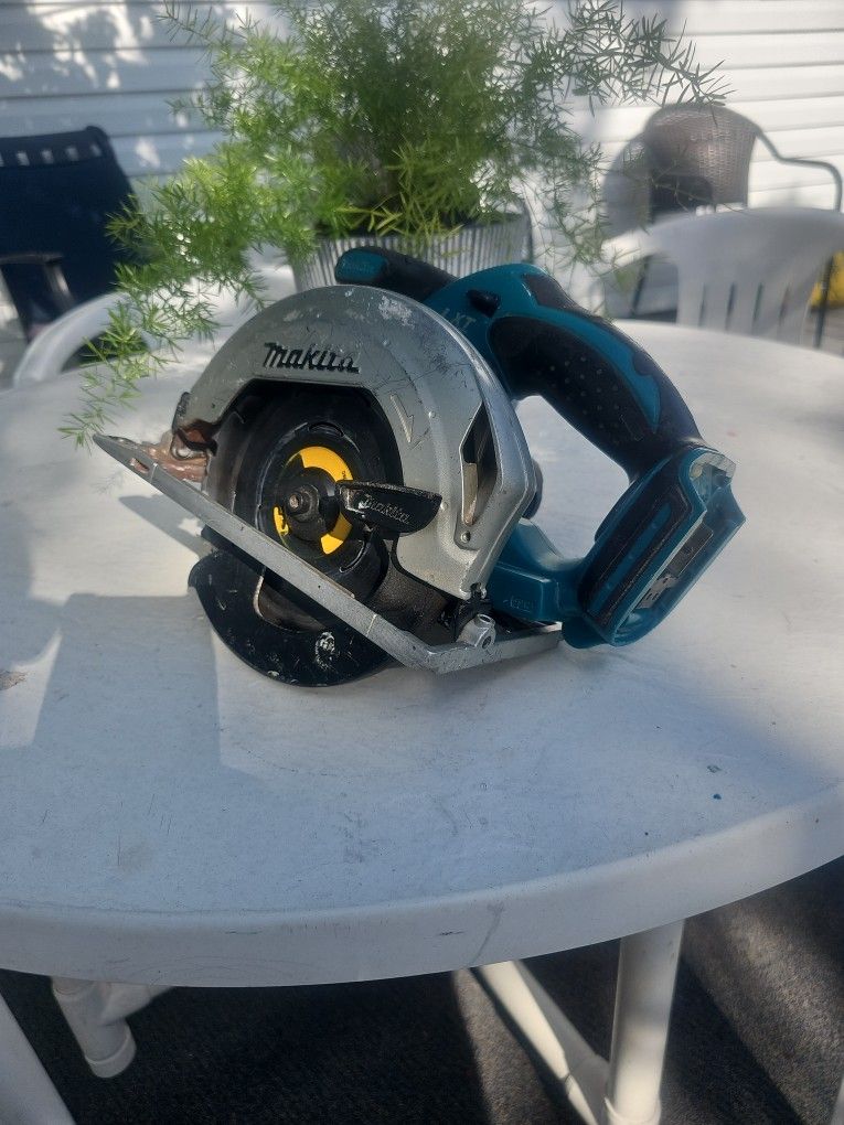 Makita LXT circular Saw