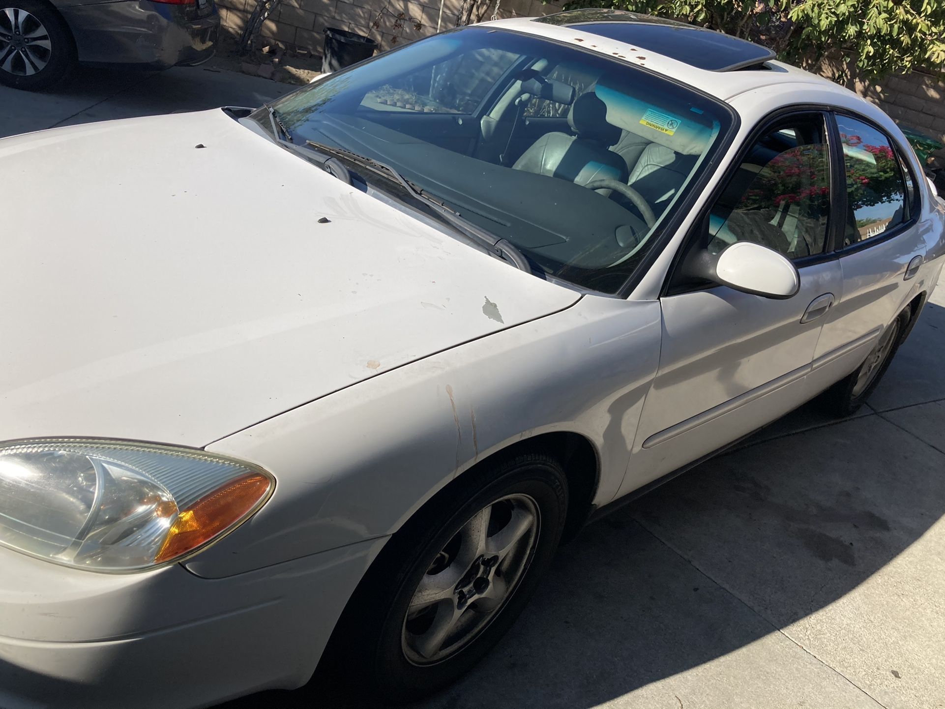 2002 Ford Taurus