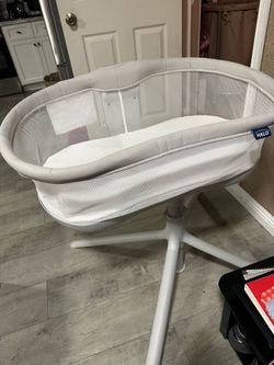 Halo bassinet