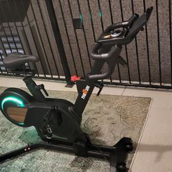 Excellent Electric Exercise Bike with many racing programs with automatic slope and speed adjustment