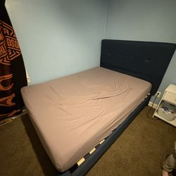 Full Size Bed W Frame!! 