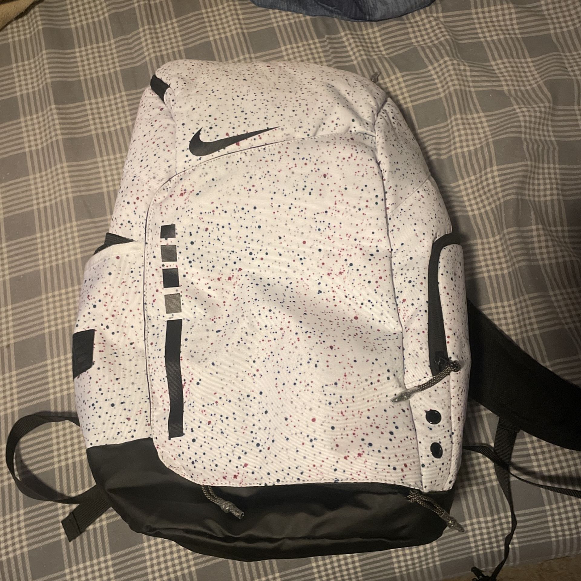 Nike Elite Bag