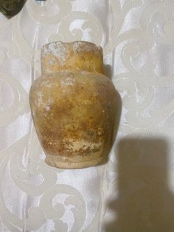 antique Egyptian alabaster vase or Vessel