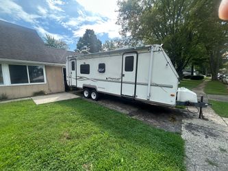 2002 Flagstaff Travel Trailer with title