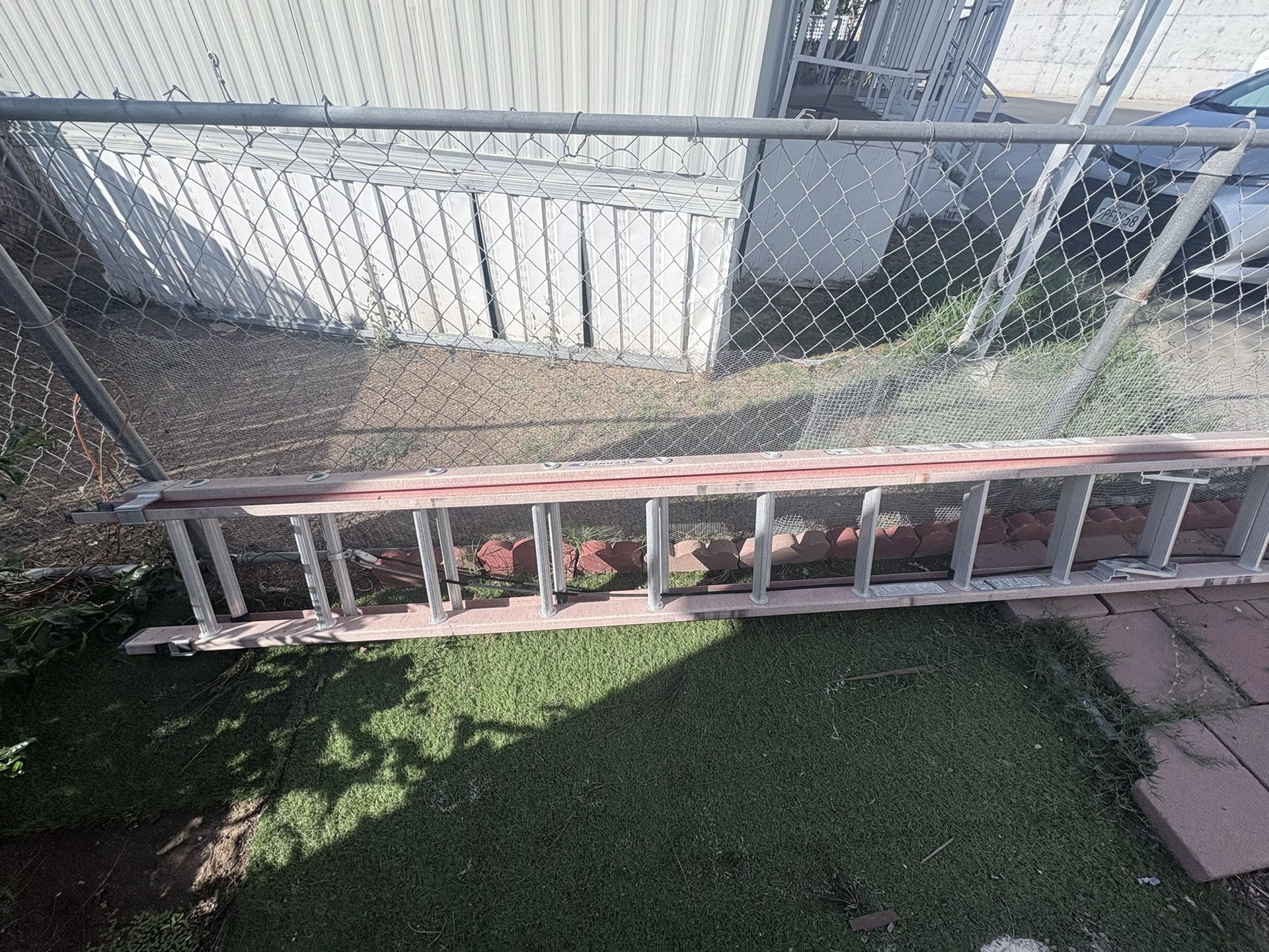 22 Foot Ladder 