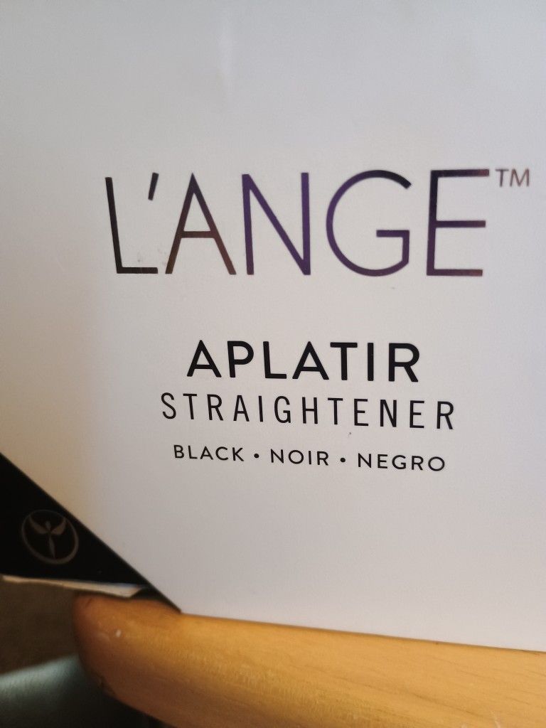 LANGE APLATIR BLACK TOURMALINE STRAIGHTENER