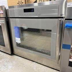 Thermador Masterpiece Wall Oven | National Appliance Liquidators Everett