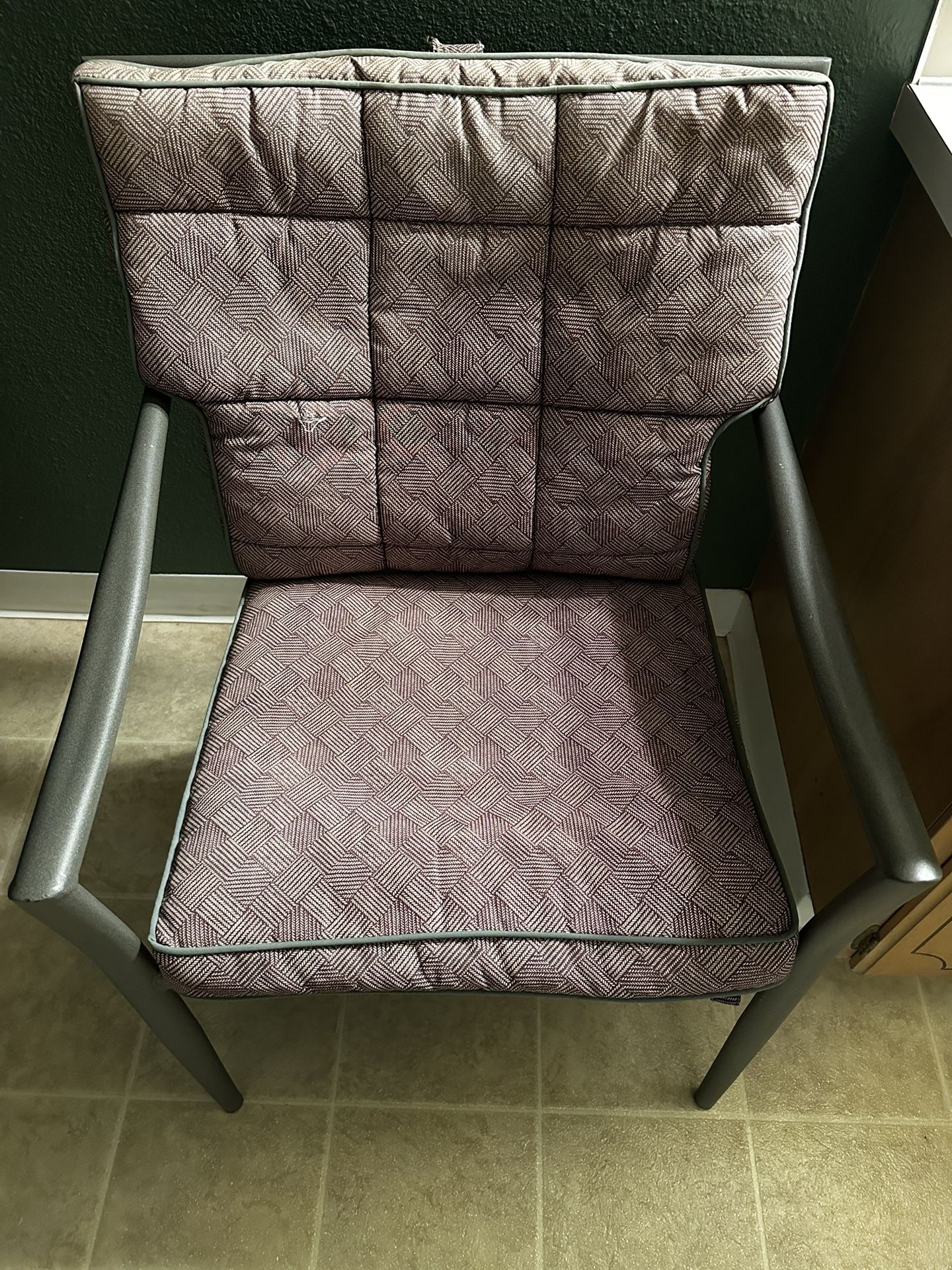 FREE outdoor Chair