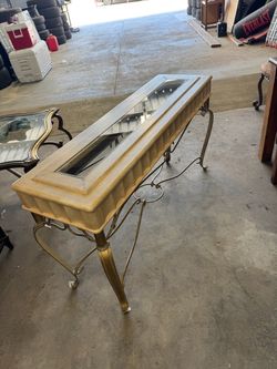 Vintage Gold Console/Sofa Table – Glass Top – Ornate Hollywood Regency Style