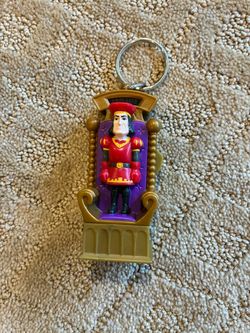 2001 Burger King Shrek "Lord Farquaad on Throne" Candy Holder / Keychain (#6)