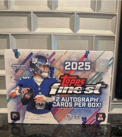 Topps NFL hobby box