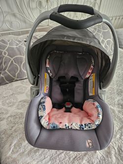 Babytrend Infant carseat Clean