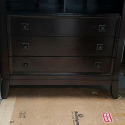 Chest Media Dresser 