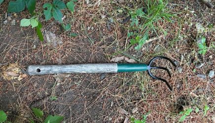 Garden cultivator & hoe