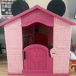 Minnie Mouse Playhouse 