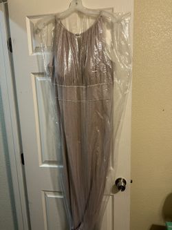 Women’s Elegant Dress Size 16