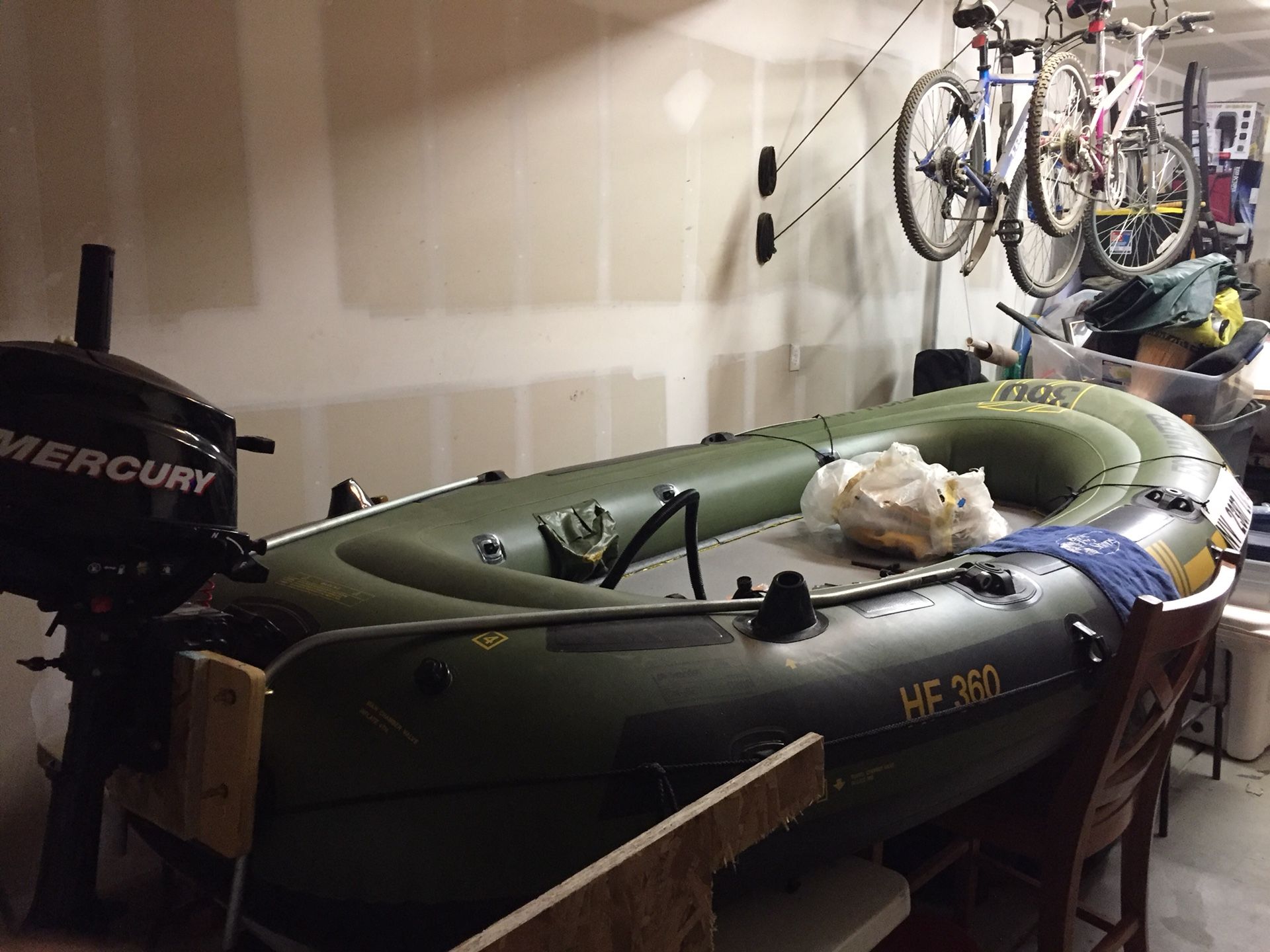 sevylor fish hunter 360 inflatable boat with heavy duty floor *motor NOT included*