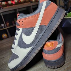 NIKE DUNK LOW 'RED PANDA' (2023)