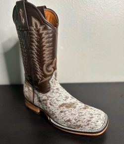 Men’s authentic hair on hyde cowboy western boots Men’s size 10.5