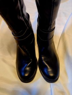 Black Leather Knee-High Riding Boots