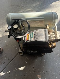 Hitachi Air compressor