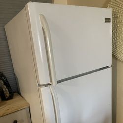 Refrigerator $310