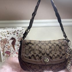 Dark brown coach vintage soho