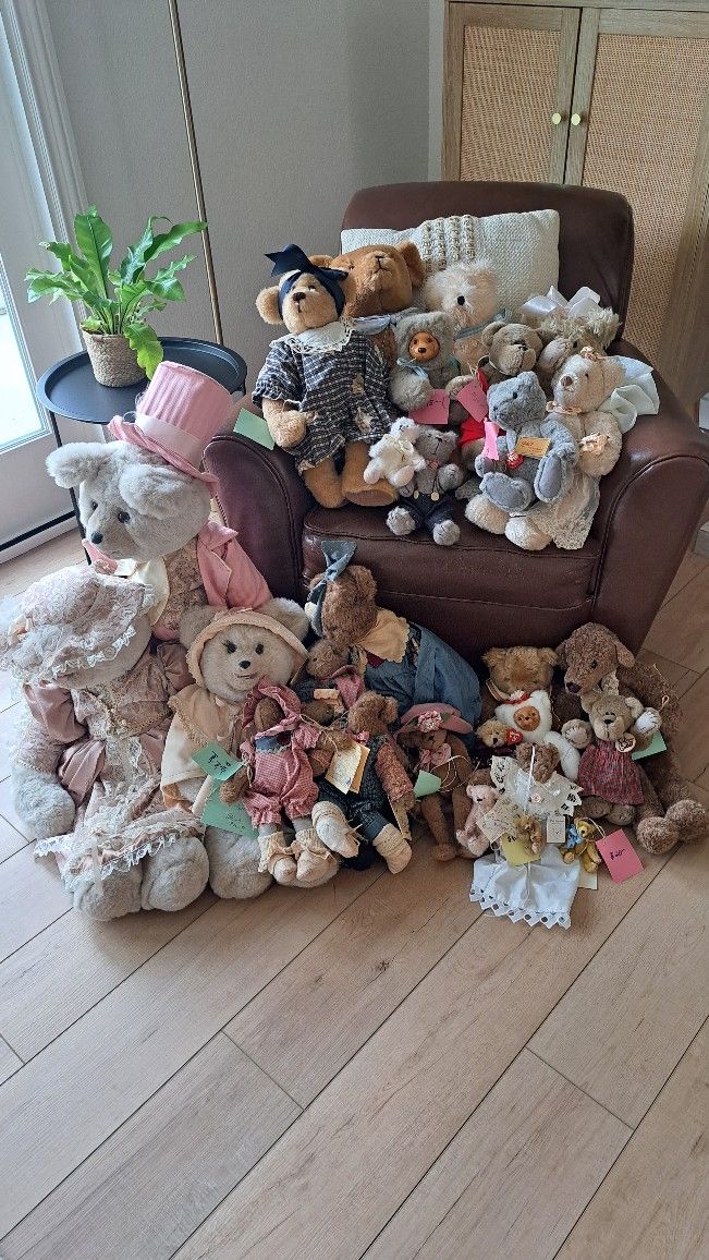 Teddy Bears - Teddy bear Collection