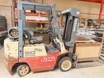 Nissan CPJ02A25PV LP Gas Forklift