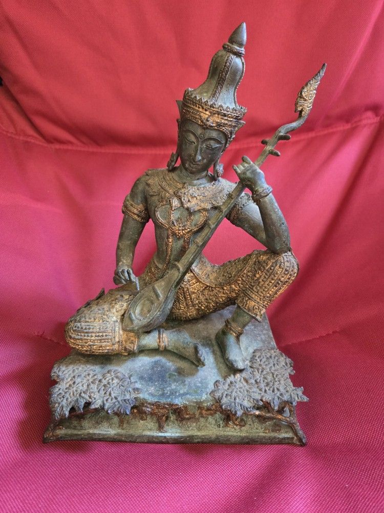Vintage Bronze Statue 