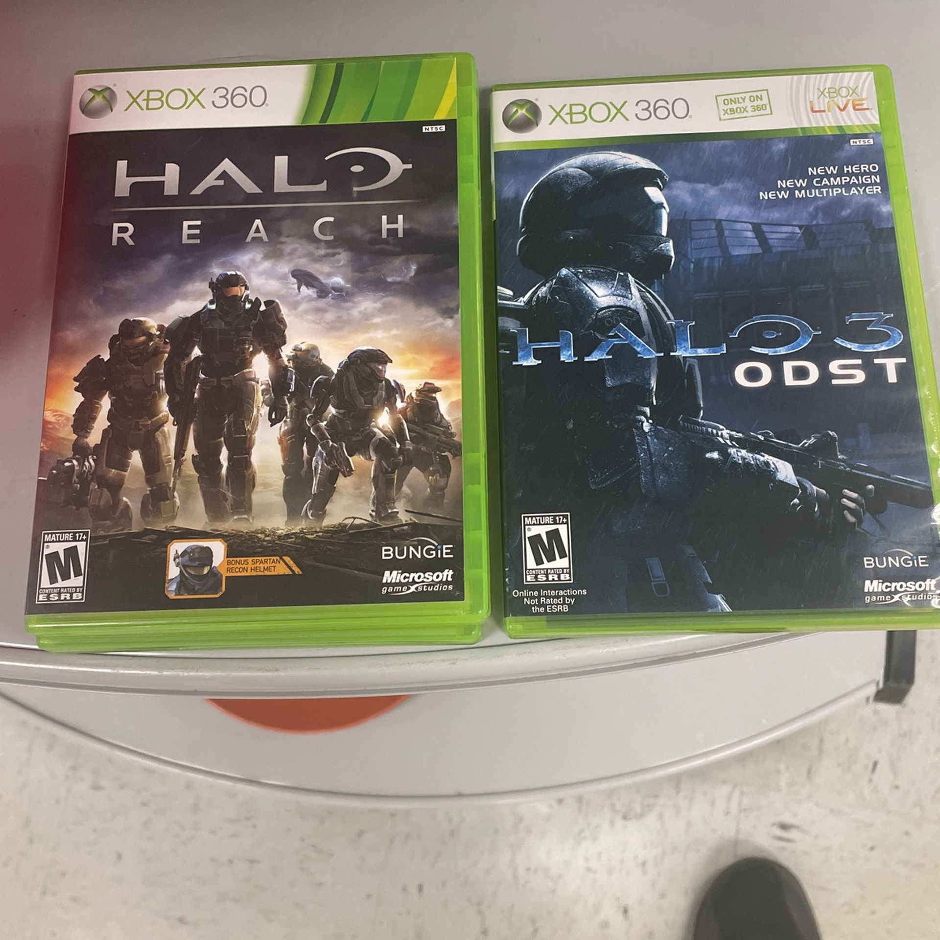 HALO REACH And HALO 3 ODST XBOX 360
