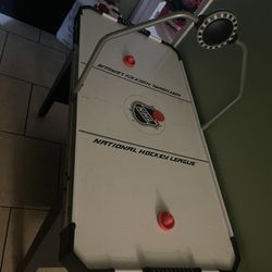 air hockey table