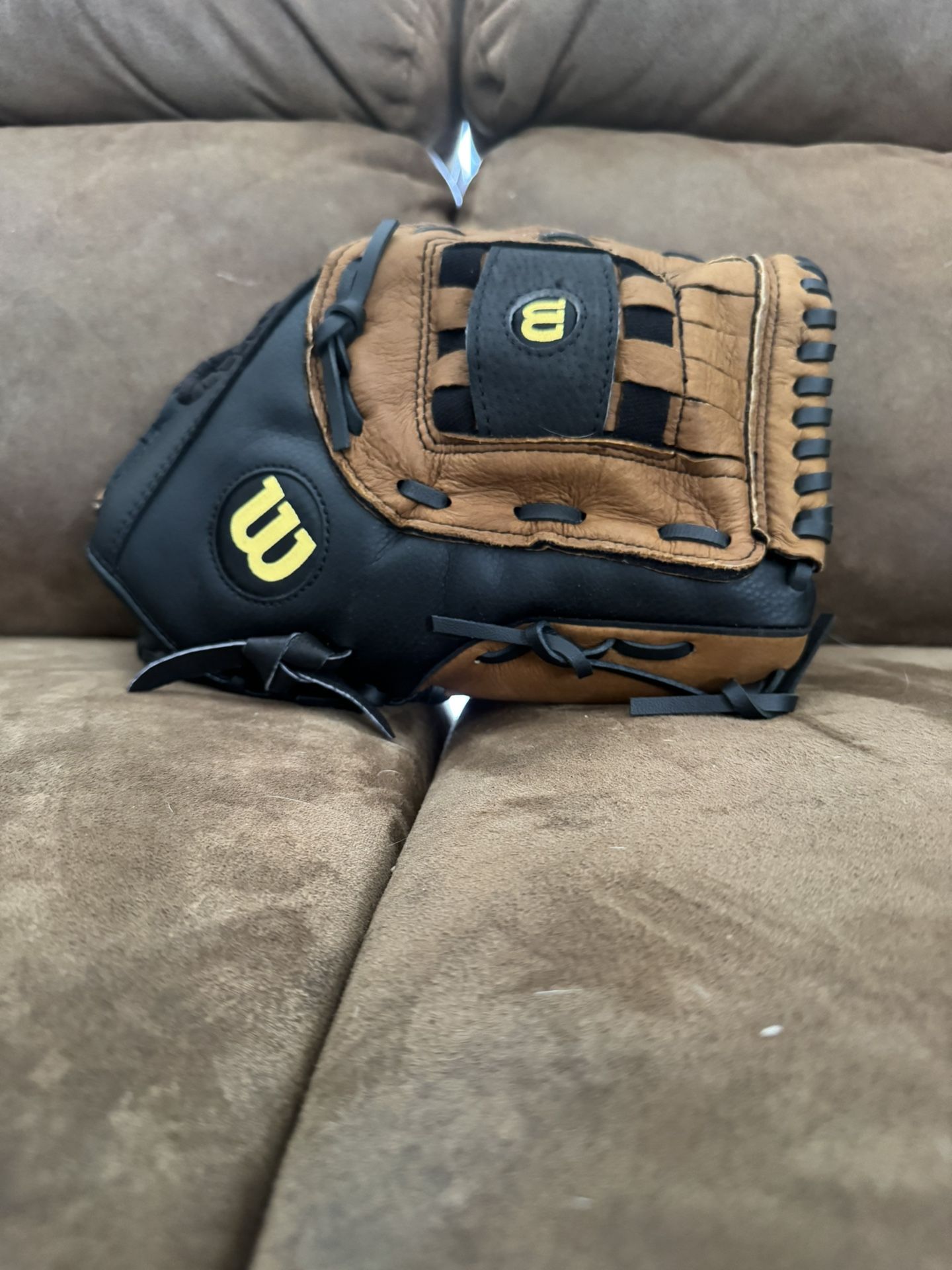 Right Handed Baseball Glove