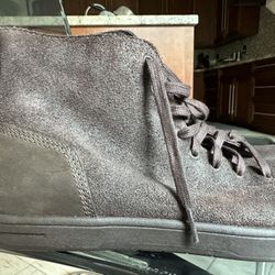 Brand New Men’s UGG Dark Brown Suede Chukka Boot