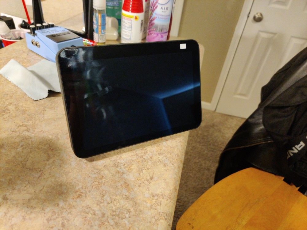 Amazon Echo Show 8 2nd Gen