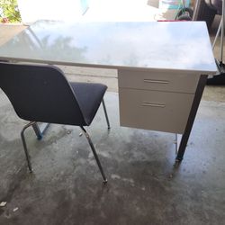 Desk And Chair 