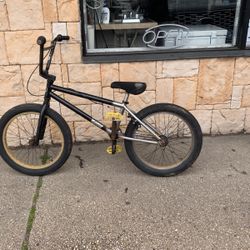 Mission BMX bike 