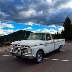 1965 Ford F-100
