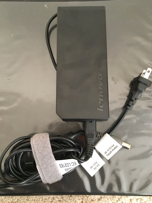 Lenovo AC adapter 135 W 20V