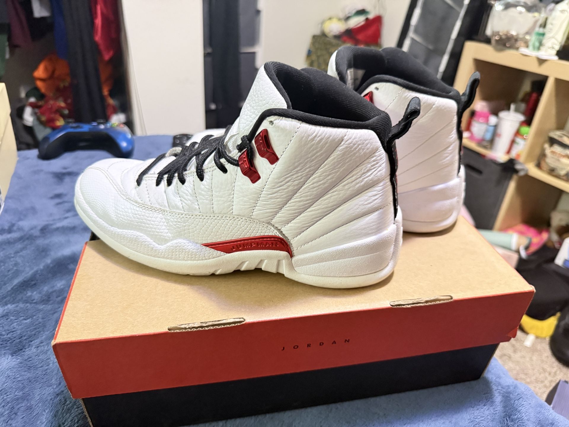 Air Jordan 12 Retro “twist” Size 7.5