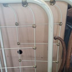 Full Sized Antique Metal Bed Frame 