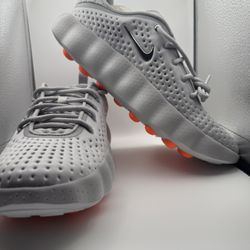 NIKE MIND 002