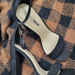 Block Heels (FASHION NOVA)