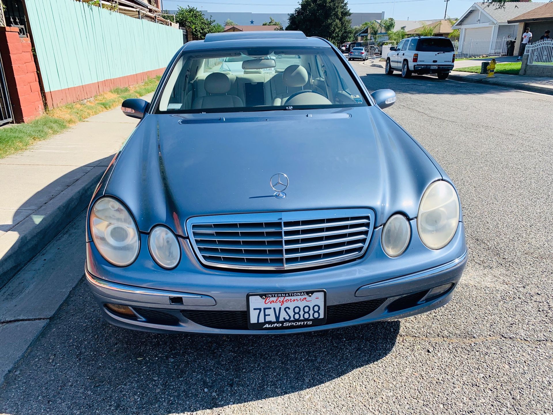 2003 Mercedes Benz e320