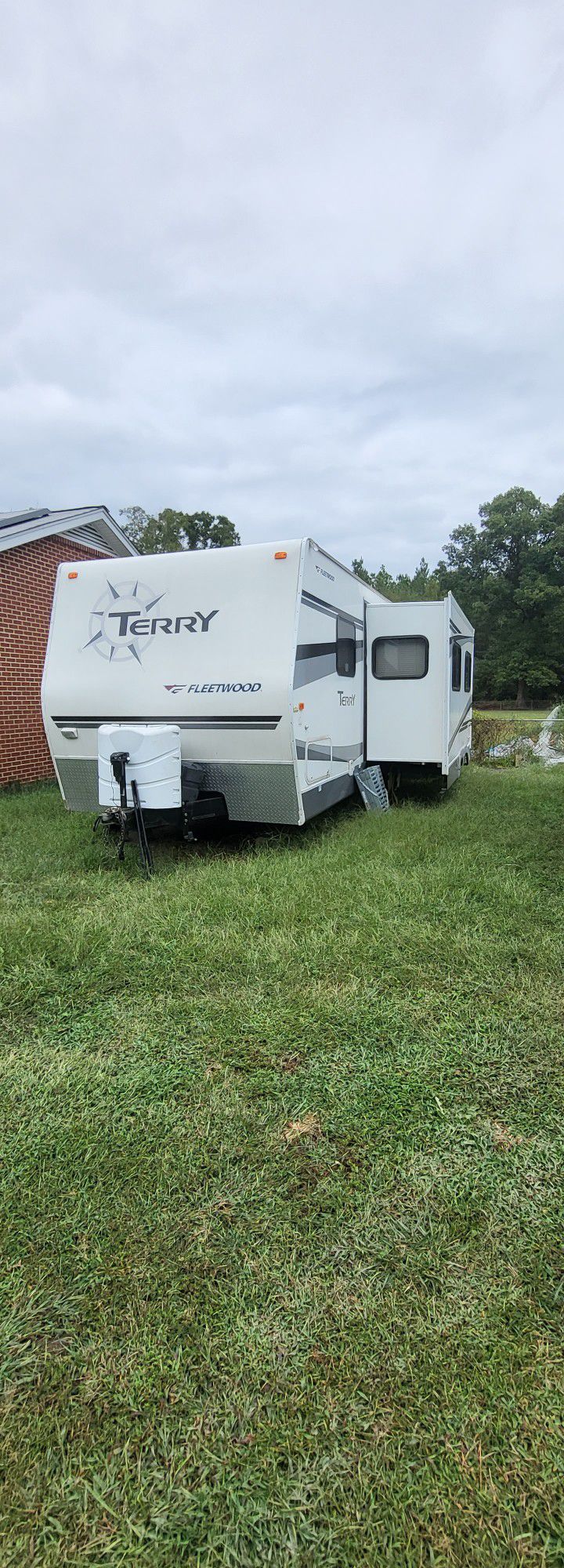 2007 Terry 29ft