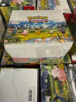 Pokemon Ascended Heros Mini Tin Display