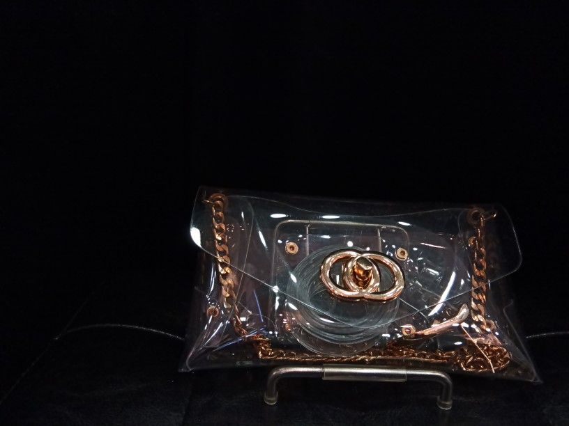 clear plastic clutch